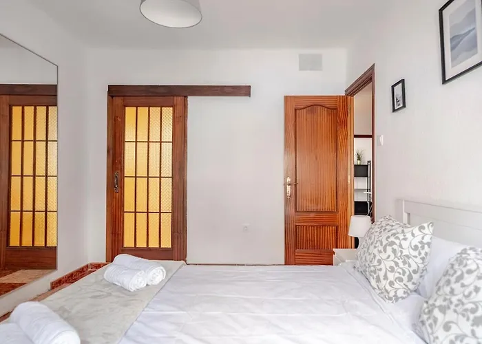With Work/study Close To Old Town Apartment
